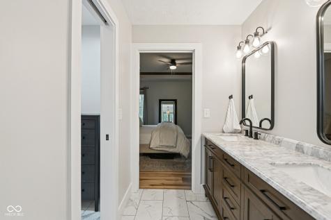 649 Hamlet Drive Avon IN 46123