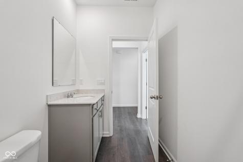 5885 Norfolk Row Greenwood IN 46143