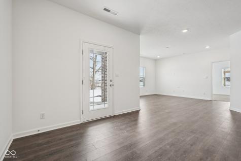 5885 Norfolk Row Greenwood IN 46143