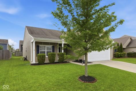 887 Sommersweet Run Greenwood IN 46143