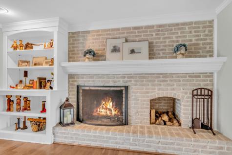1200 Governors Lane Zionsville IN 46077