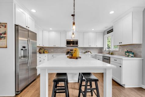 1200 Governors Lane Zionsville IN 46077