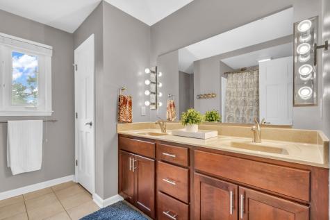 1200 Governors Lane Zionsville IN 46077