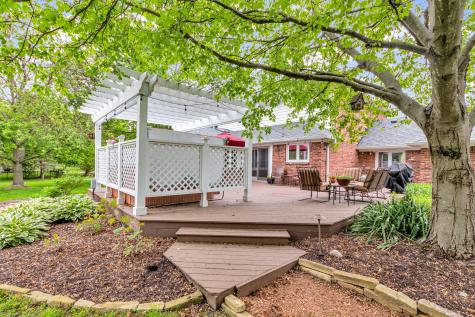 1200 Governors Lane Zionsville IN 46077