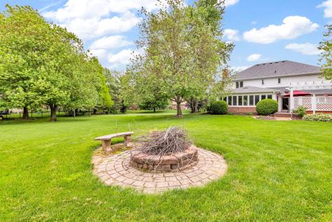 1200 Governors Lane Zionsville IN 46077