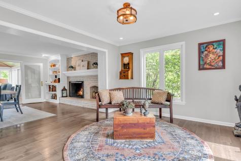 1200 Governors Lane Zionsville IN 46077