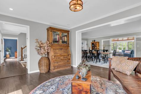 1200 Governors Lane Zionsville IN 46077