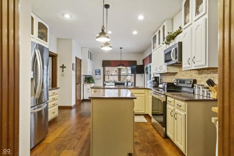 7591 Timber Springs Drive N Fishers IN 46038