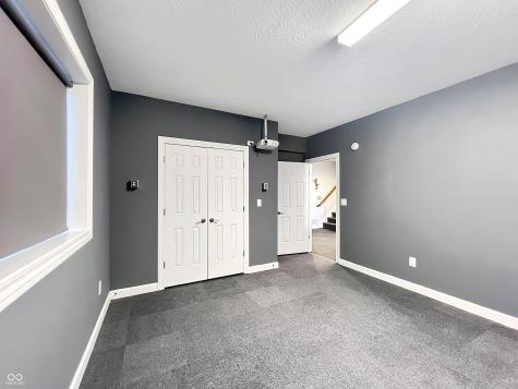 6075 Waterside Drive Columbus IN 47201