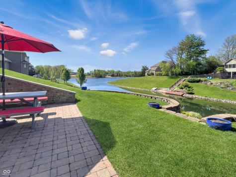 6075 Waterside Drive Columbus IN 47201
