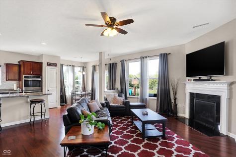 5606 Sly Fox Lane Indianapolis IN 46237