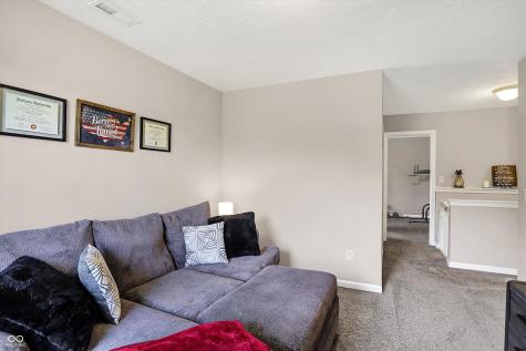 5606 Sly Fox Lane Indianapolis IN 46237