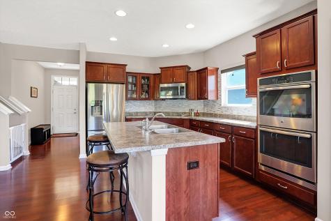 5606 Sly Fox Lane Indianapolis IN 46237