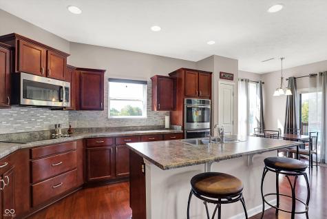 5606 Sly Fox Lane Indianapolis IN 46237