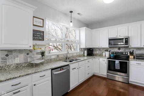 18042 Kinder Oak Drive Noblesville IN 46062