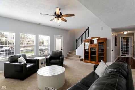 18042 Kinder Oak Drive Noblesville IN 46062