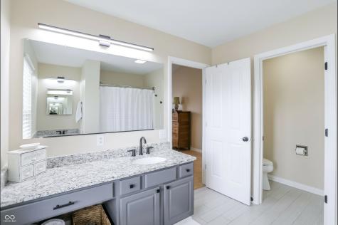 18042 Kinder Oak Drive Noblesville IN 46062