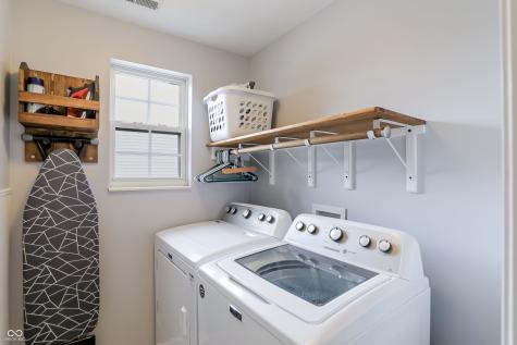 18042 Kinder Oak Drive Noblesville IN 46062