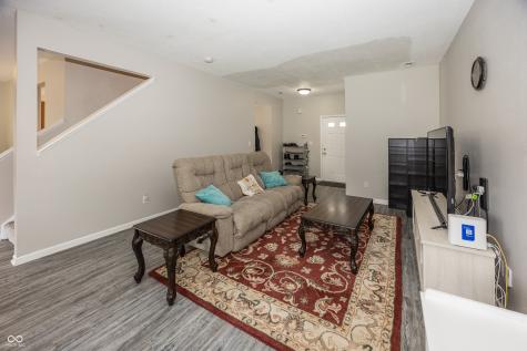 4620 Whitham Lane Indianapolis IN 46237