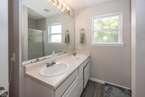 4620 Whitham Lane Indianapolis IN 46237