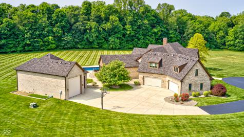 4181 Whitetail Woods Drive Bargersville IN 46106