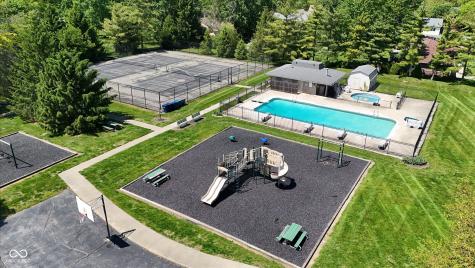 281 Lansdowne Drive Noblesville IN 46060
