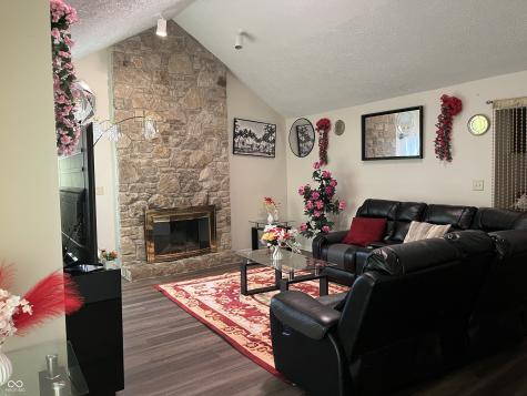 1840 Sandoval Court Indianapolis IN 46214