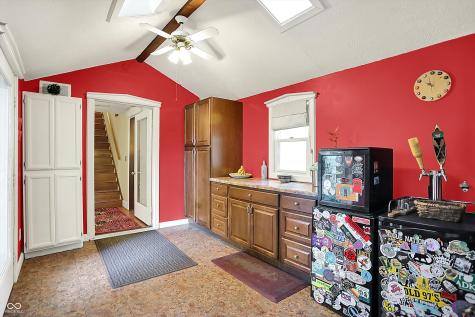 170 E Ash Street Zionsville IN 46077