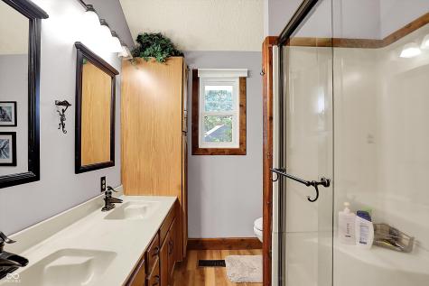 170 E Ash Street Zionsville IN 46077