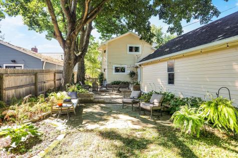 170 E Ash Street Zionsville IN 46077