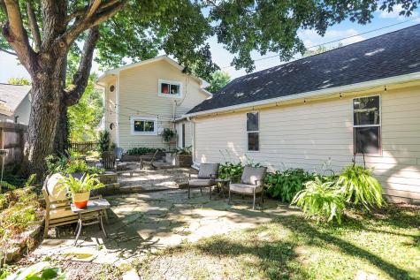 170 E Ash Street Zionsville IN 46077