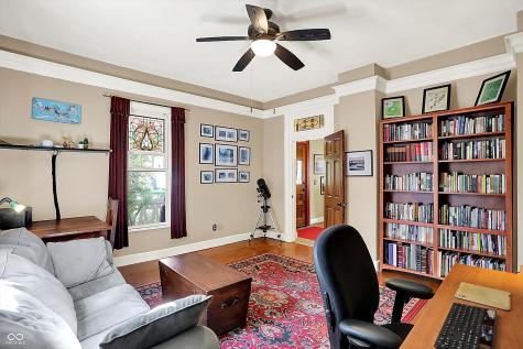 170 E Ash Street Zionsville IN 46077