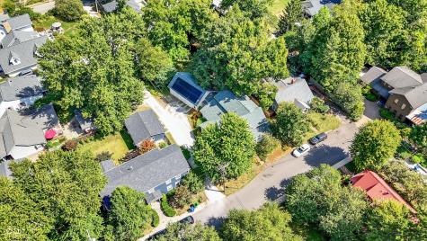 170 E Ash Street Zionsville IN 46077
