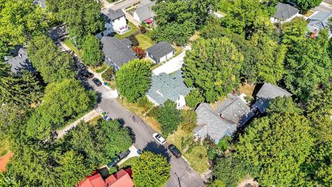 170 E Ash Street Zionsville IN 46077