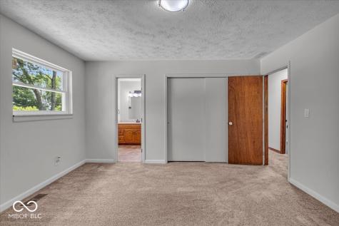11054 N Shelby 490 W New Palestine IN 46163