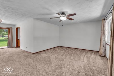 11054 N Shelby 490 W New Palestine IN 46163