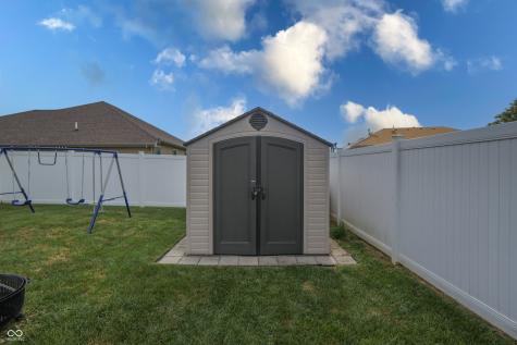 1893 Buckthorn Drive Columbus IN 47201