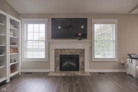 1893 Buckthorn Drive Columbus IN 47201