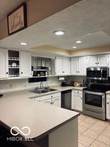 502 Winding Trail Greenwood IN 46142