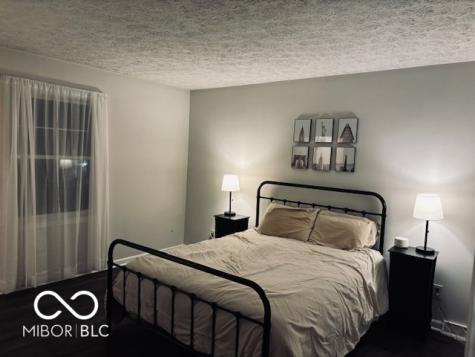 502 Winding Trail Greenwood IN 46142