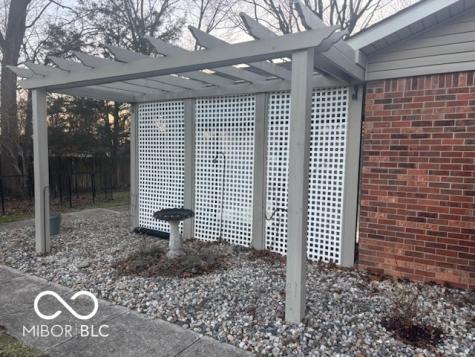 502 Winding Trail Greenwood IN 46142