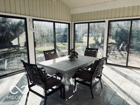 502 Winding Trail Greenwood IN 46142