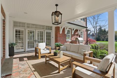 5273 N Illinois Street Indianapolis IN 46208