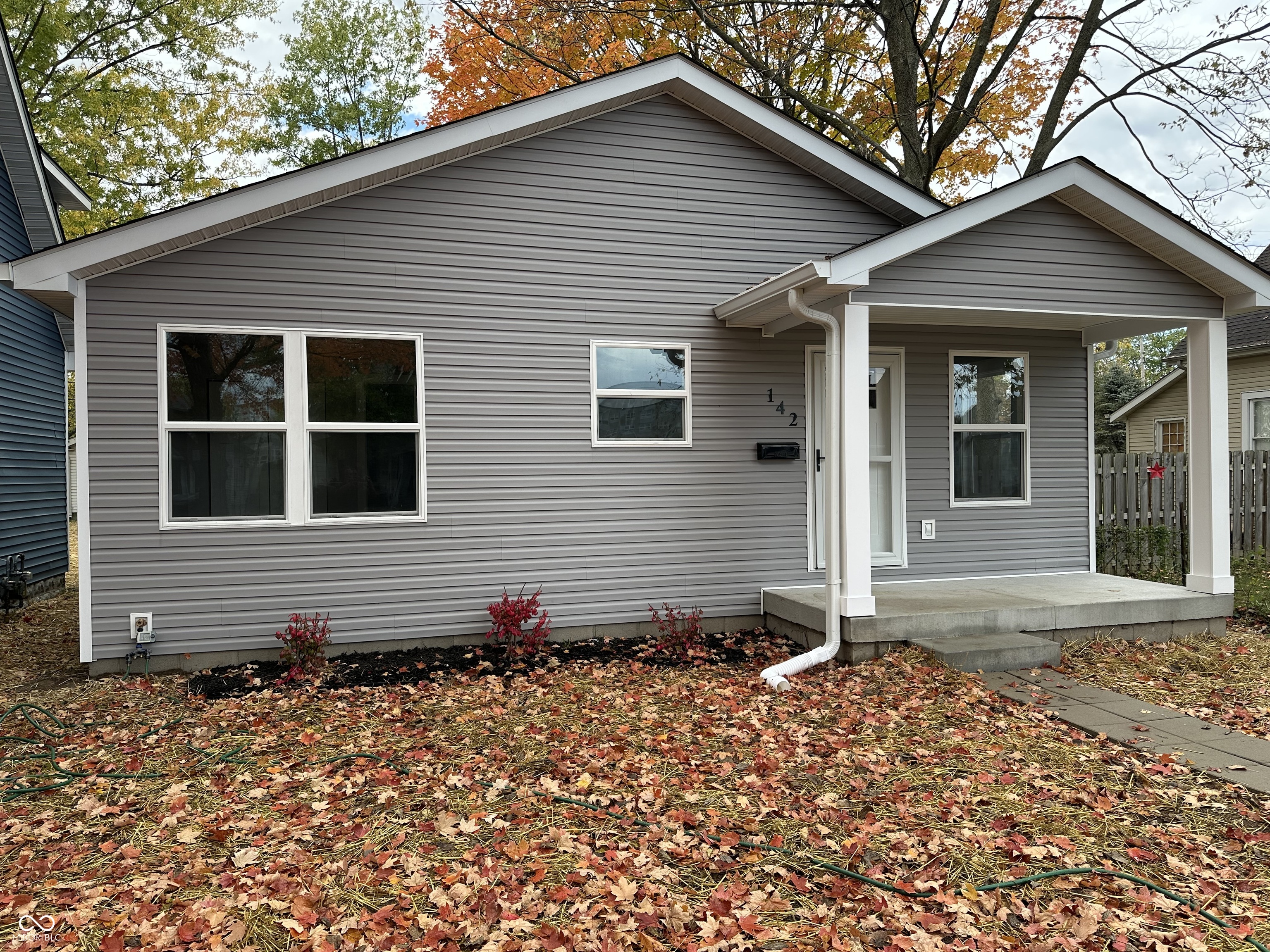 142 Hege Avenue Columbus IN 47201