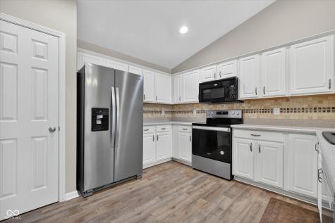12141 Halite Lane Fishers IN 46038