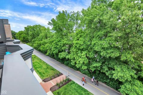 906 Berkhamsted Lane Carmel IN 46032