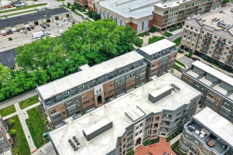 906 Berkhamsted Lane Carmel IN 46032