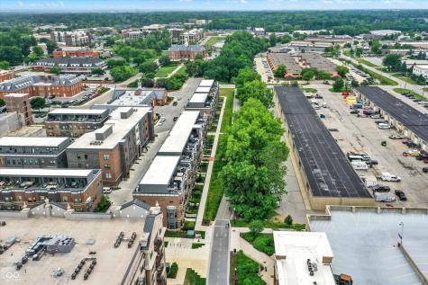 906 Berkhamsted Lane Carmel IN 46032