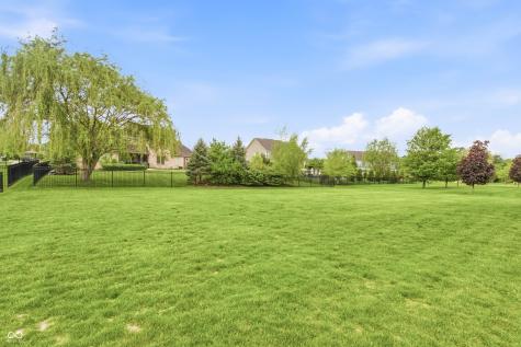 561 Windborough Brownsburg IN 46112