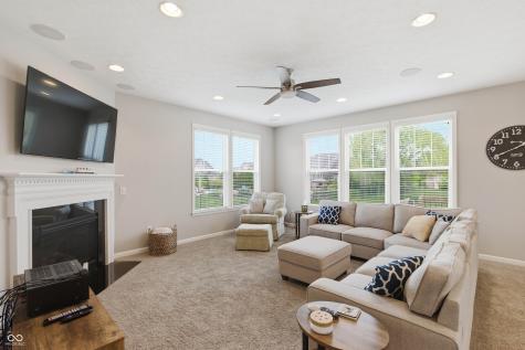 561 Windborough Brownsburg IN 46112